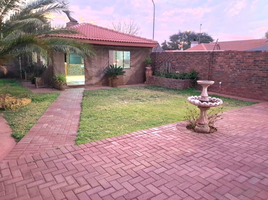 3 Bedroom Property for Sale in Kathu Northern Cape
